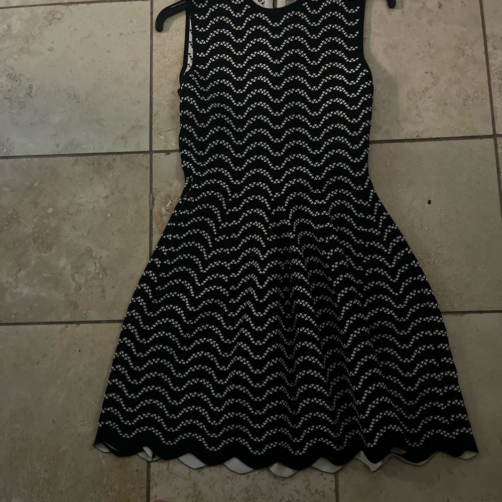 Black and cream Ted Baker fit and flare dress. Size 8